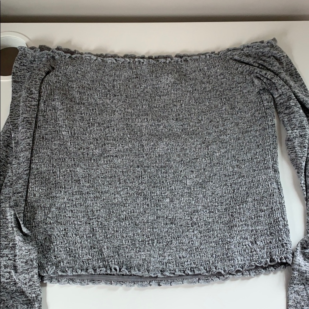 Hollister Lg off the shoulder long sleeve shirt